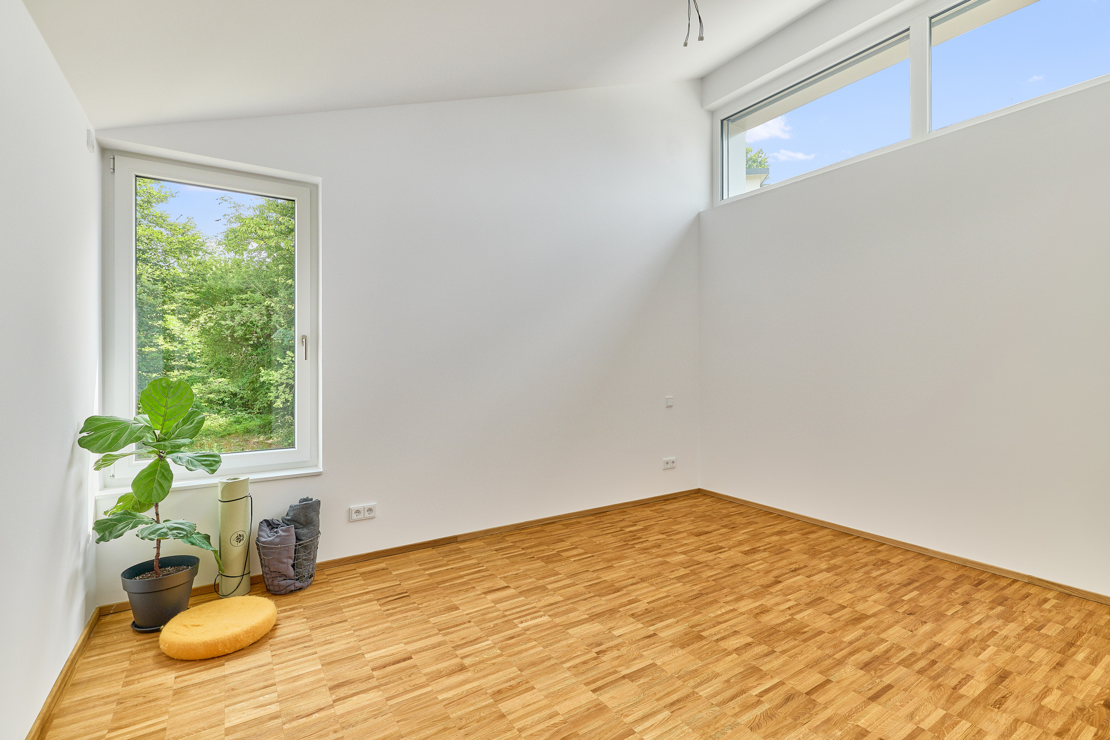 EXKLUSIVE MAISONETTE-WOHNUNG IM KFW-55-STANDARD | GORXHEIMERTAL