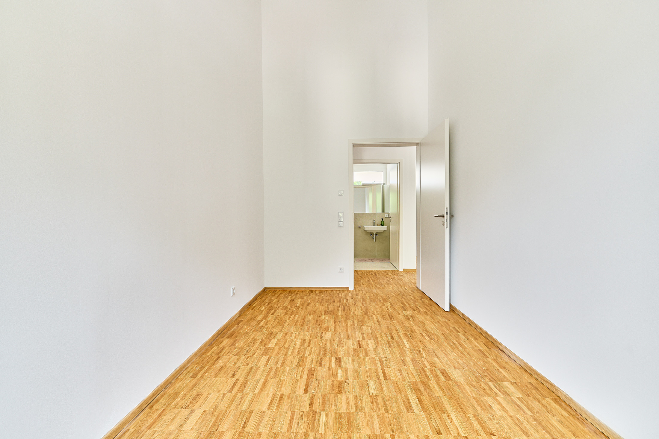 EXKLUSIVE MAISONETTE-WOHNUNG IM KFW-55-STANDARD | GORXHEIMERTAL