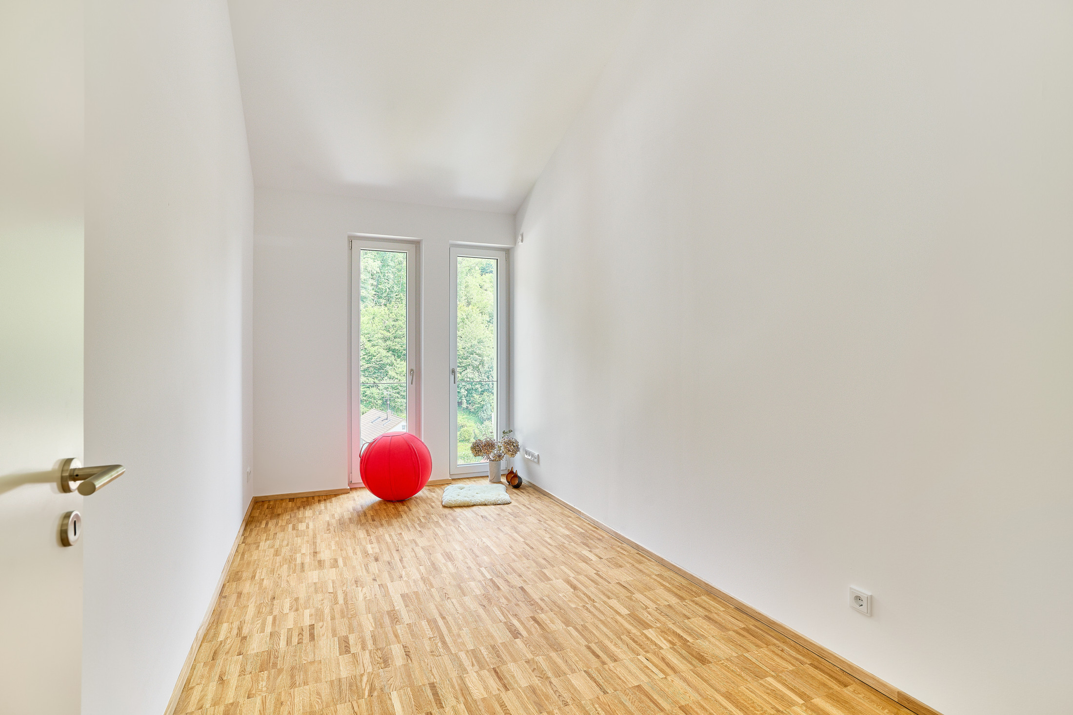 EXKLUSIVE MAISONETTE-WOHNUNG IM KFW-55-STANDARD | GORXHEIMERTAL