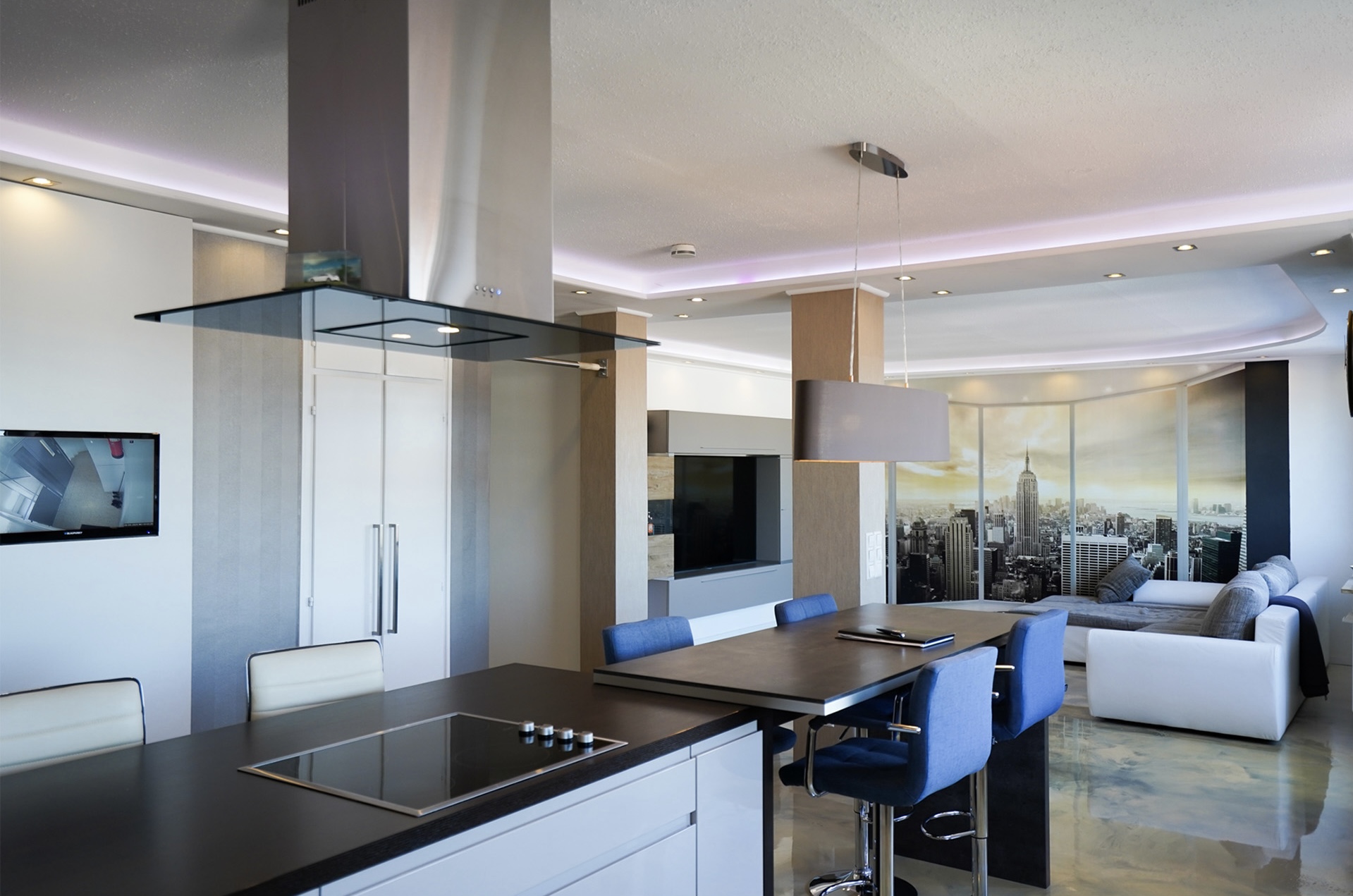 EXKLUSIVES PENTHOUSE MIT ZWEI TERRASSEN UND SMART-HOME-TECHNIK | LANDAU