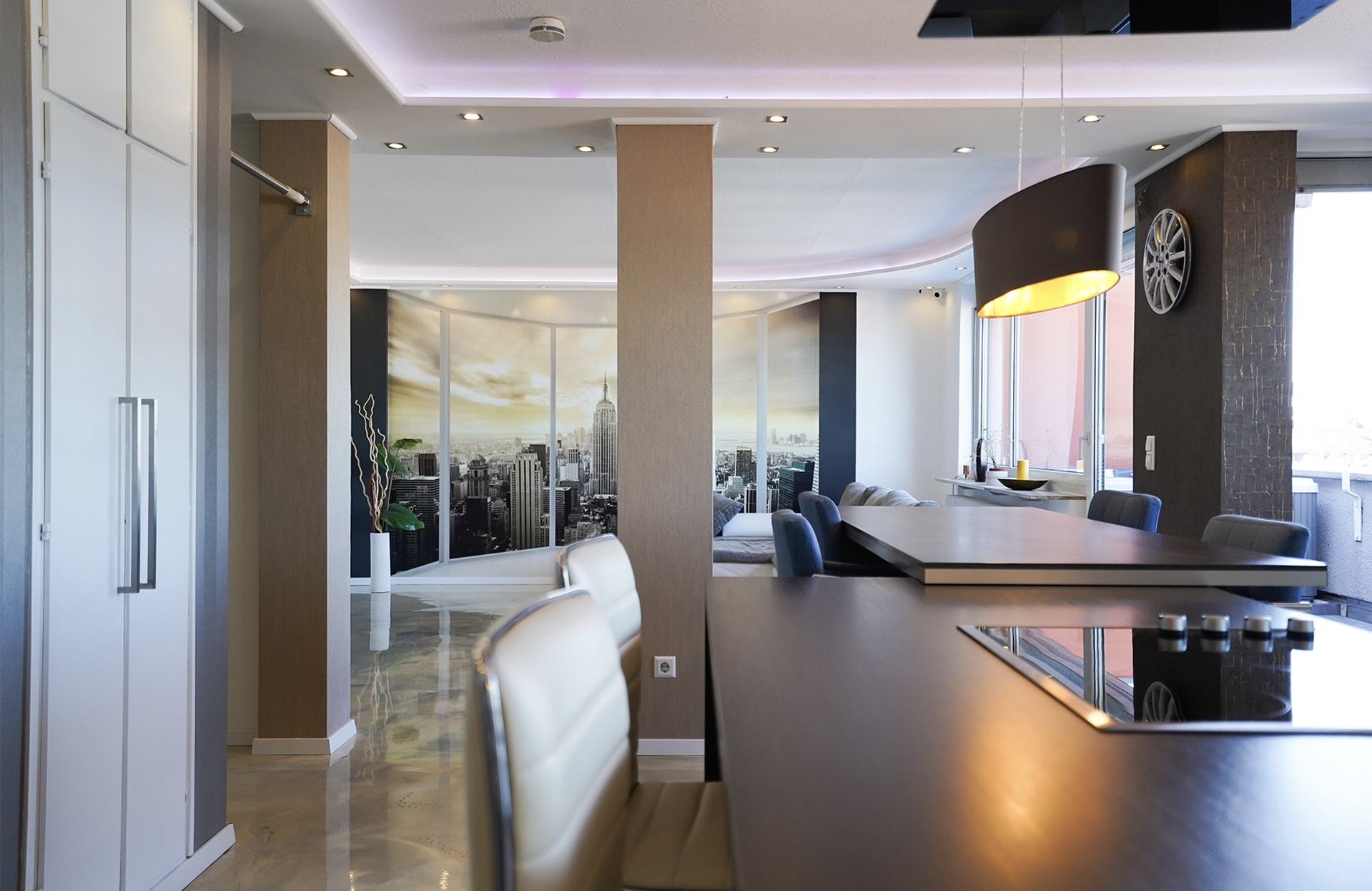 EXKLUSIVES PENTHOUSE MIT ZWEI TERRASSEN UND SMART-HOME-TECHNIK | LANDAU