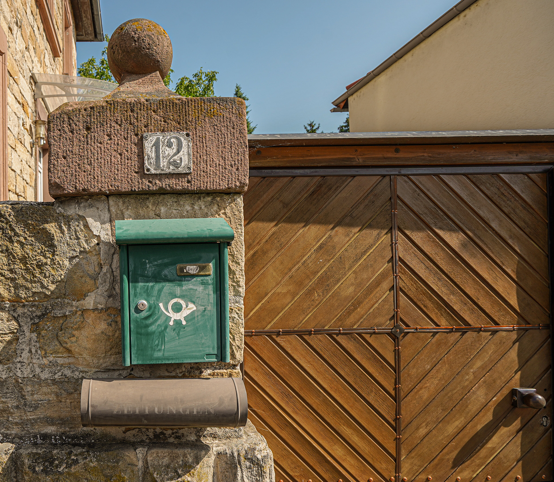 CHARMANTES ZWEIFAMILIENHAUS MIT HISTORISCHEM FLAIR | FREINSHEIM