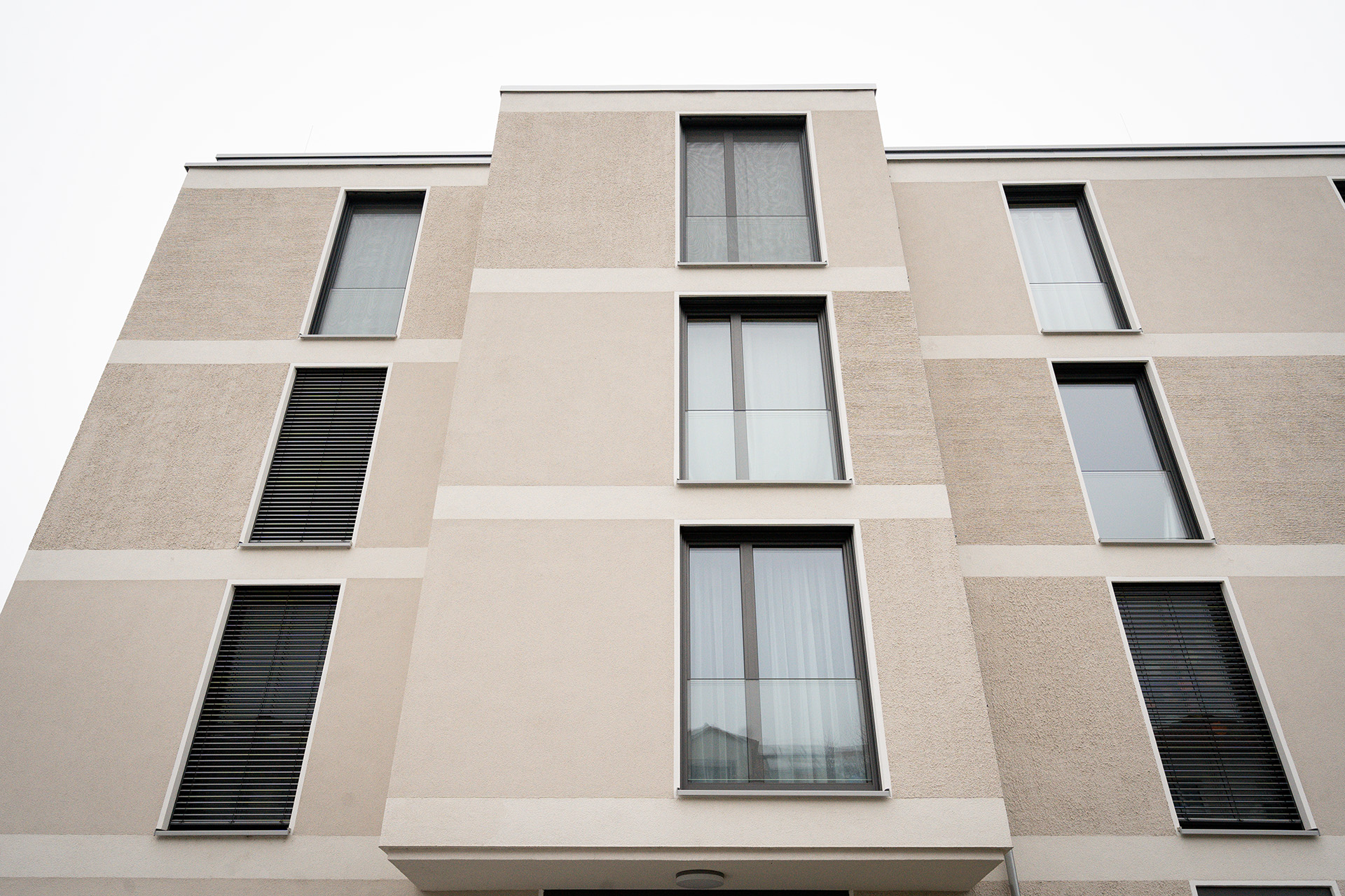 MODERNE ERDGESCHOSSWOHNUNG MIT GARTEN UND BARRIEREFREIEM WOHNKONZEPT | MANNHEIM