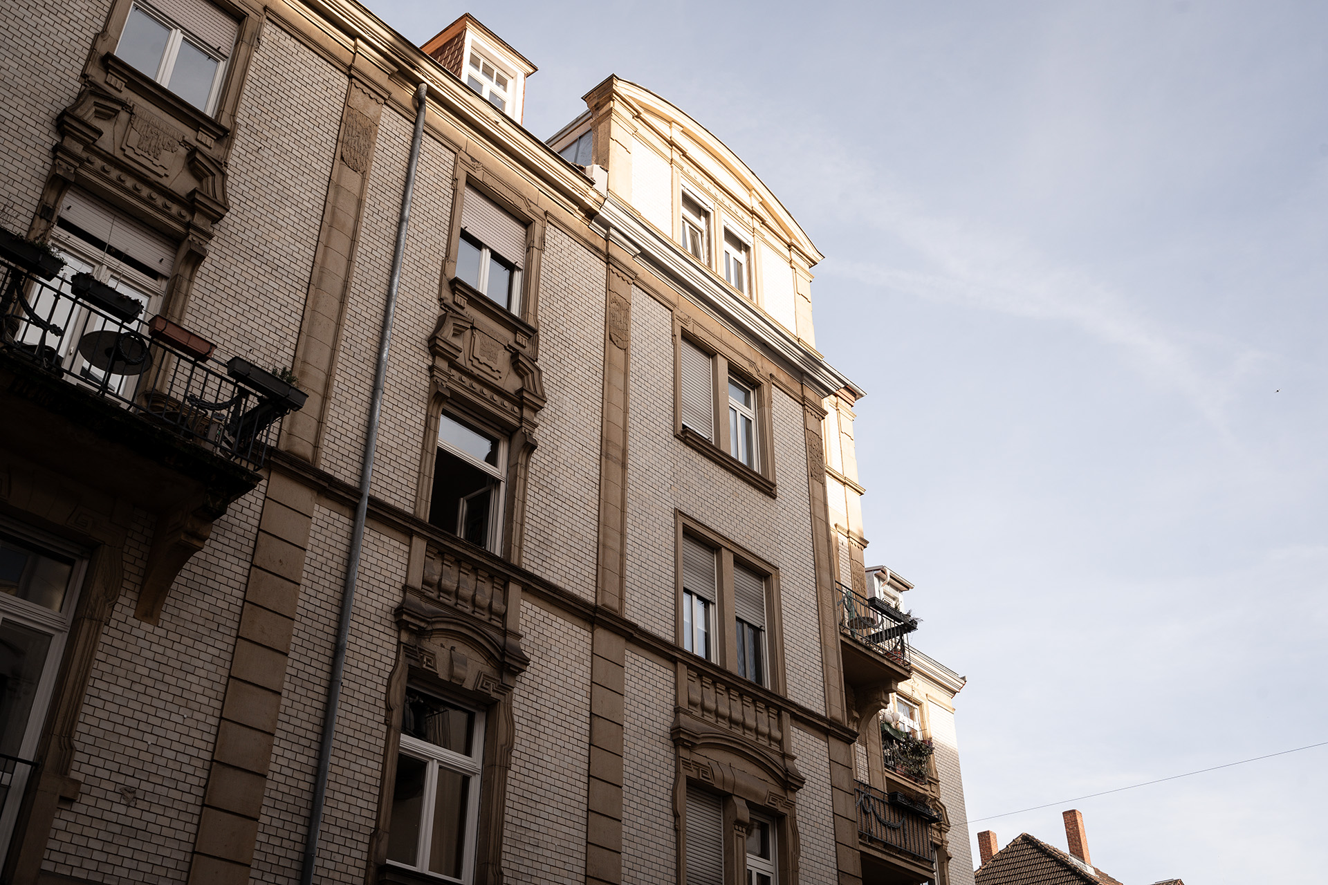 JUGENDSTIL - ALTBAU | 3ZKB | SOLIDE VERMIETET