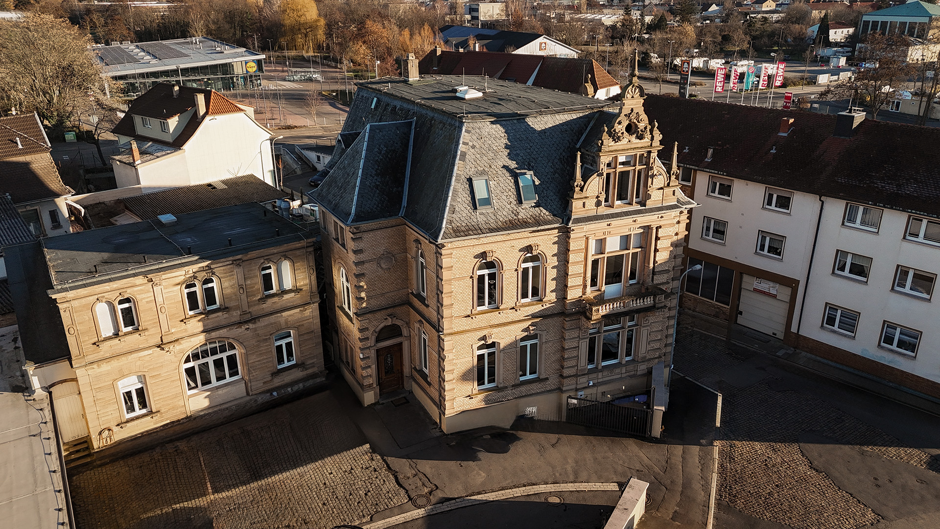 STILVOLL & GEWERBLICH | STADTVILLA IN NEUSTADT A.D WEINSTR.