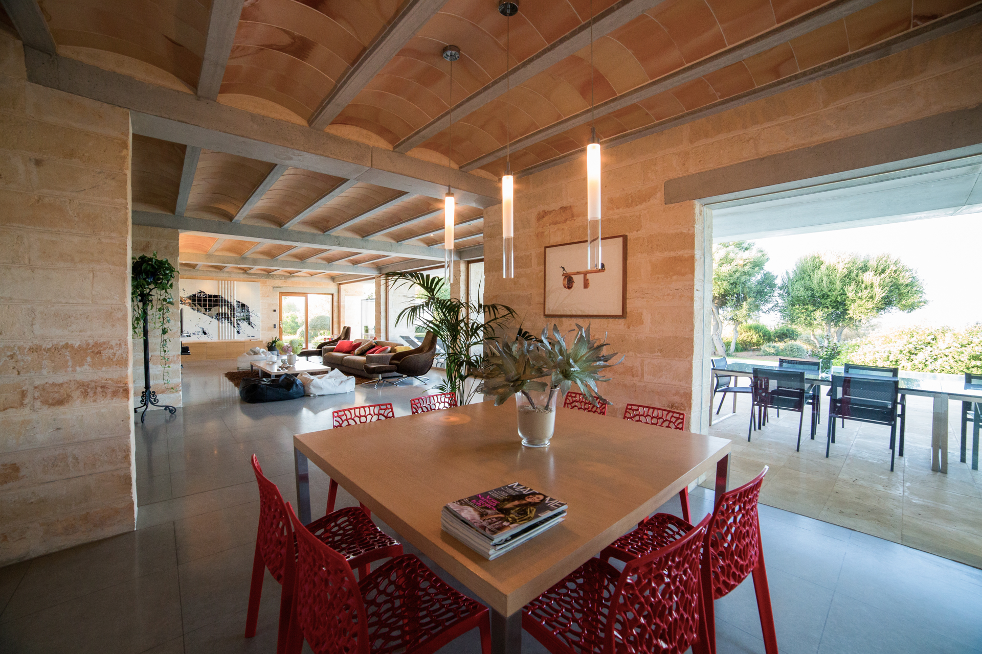 ZEITLOSE DESIGN - FINCA IN DEN HÜGELN MALLORCAS