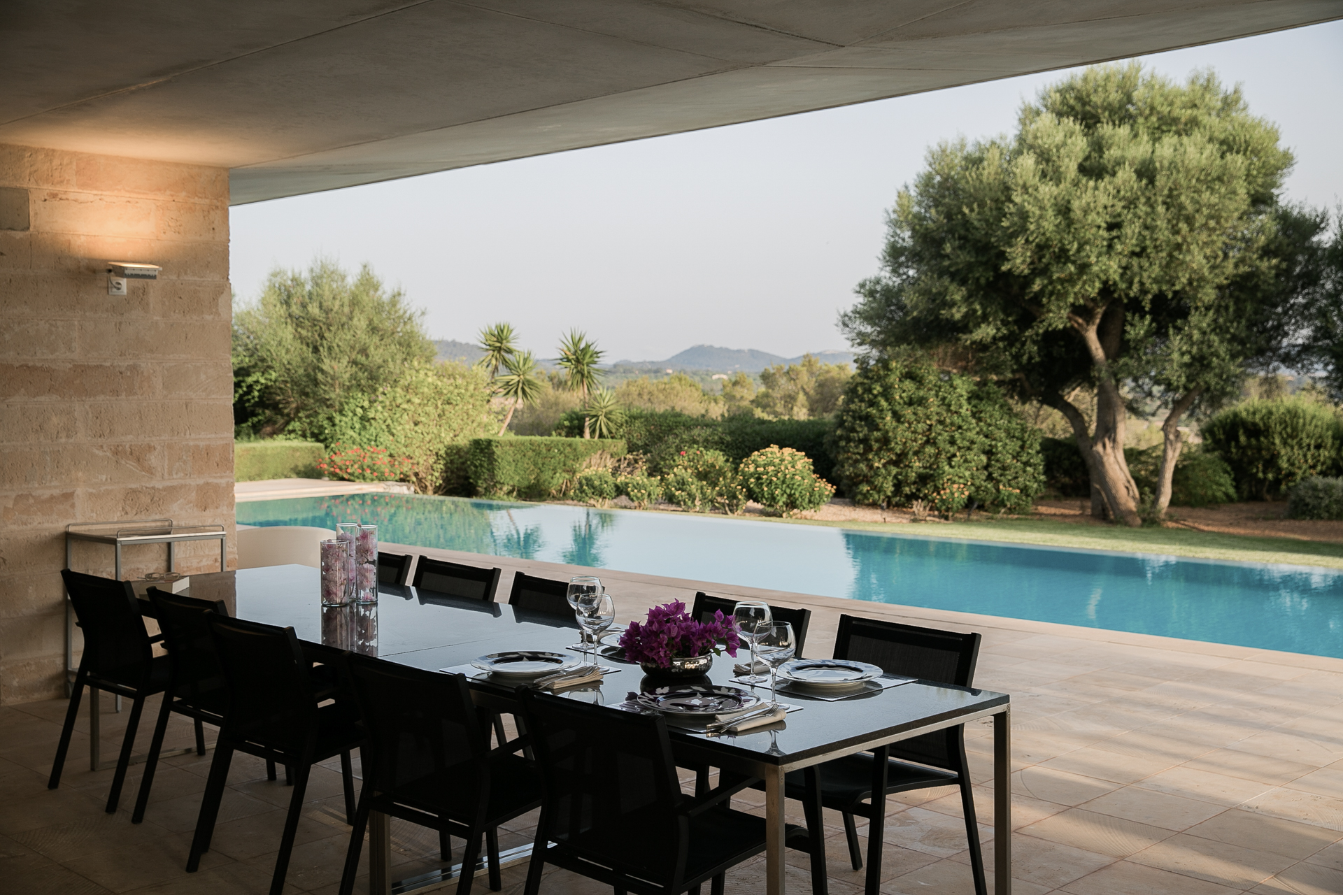 ZEITLOSE DESIGN - FINCA IN DEN HÜGELN MALLORCAS