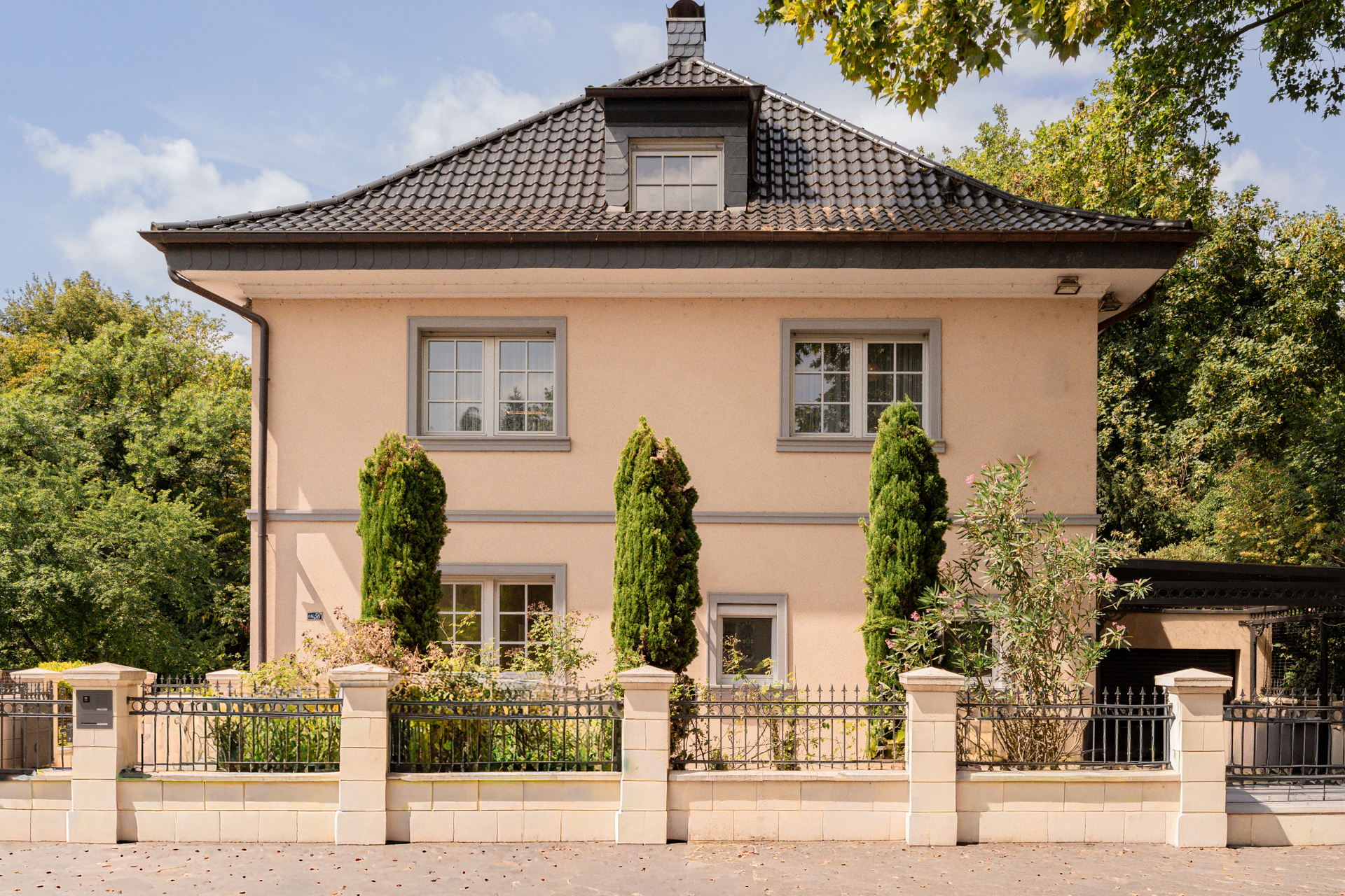 SCHWARZWALDVIERTEL | DAS VILLENQUARTIER, DAS MANNHEIM-LINDENHOF SEINEN CHARAKTER GIBT
