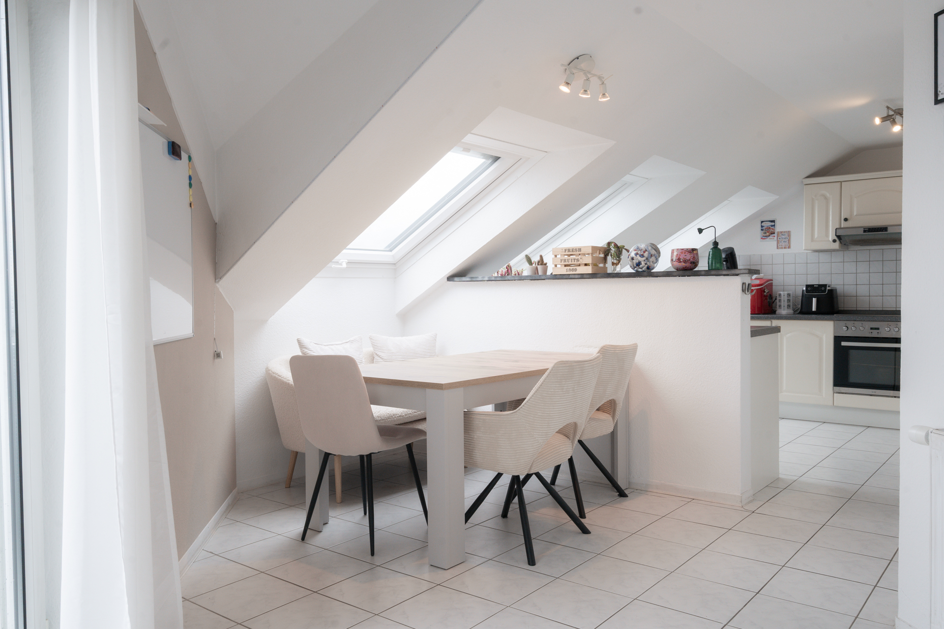 HELLE MAISONETTE MIT BALKON & AUFZUG | MAUDACH